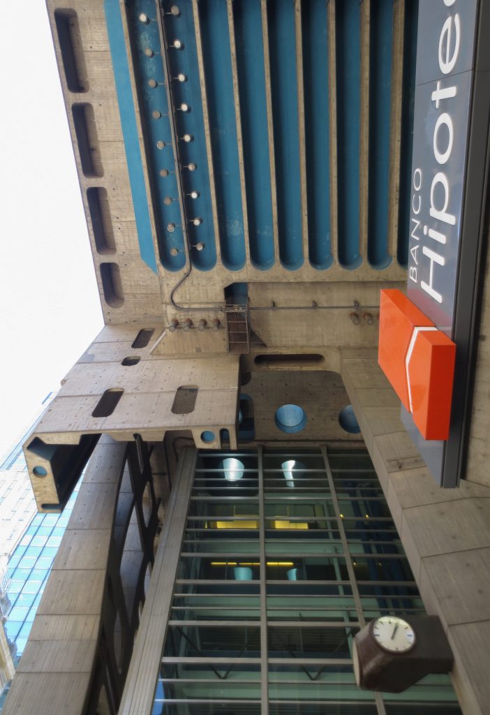Banco_de_Londres_-_Clorindo_Testa_-_Bs_As_009