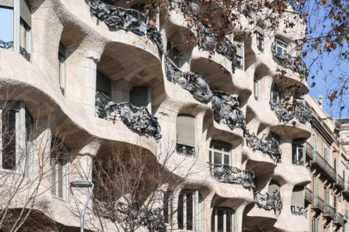 La pedrera (Casa Mila) – Antoni Gaudi – WikiArquitectura_003