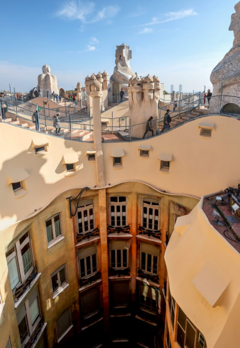 La pedrera (Casa Mila) – Antoni Gaudi – WikiArquitectura_029