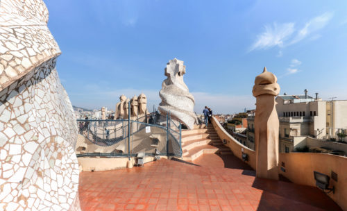 La pedrera (Casa Mila) – Antoni Gaudi – WikiArquitectura_034 – copia