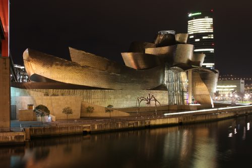 Museo Guggenheim Bilbao – Frank Ghery – WikiArquitectura_035