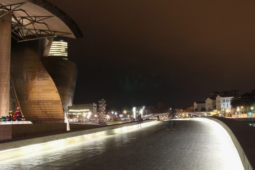 Museo Guggenheim Bilbao – Frank Ghery – WikiArquitectura_042
