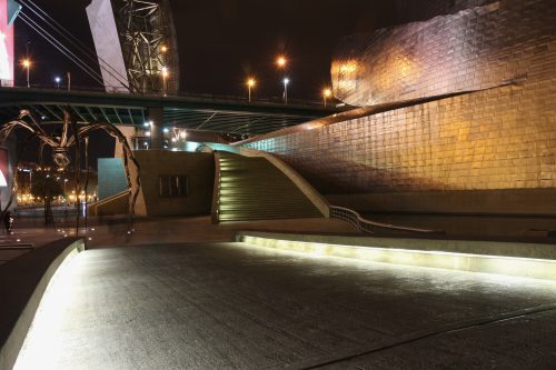 Museo Guggenheim Bilbao – Frank Ghery – WikiArquitectura_043
